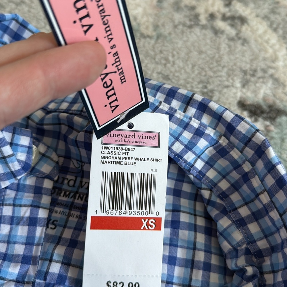 Vineyard Vines Performance Button Down - image 4